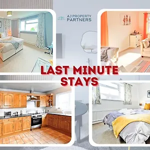 Premium L Hill View L Last-minute Offer L L Aj L Perfect For Short Or Long L 4beds 4bedrooms Holiday home